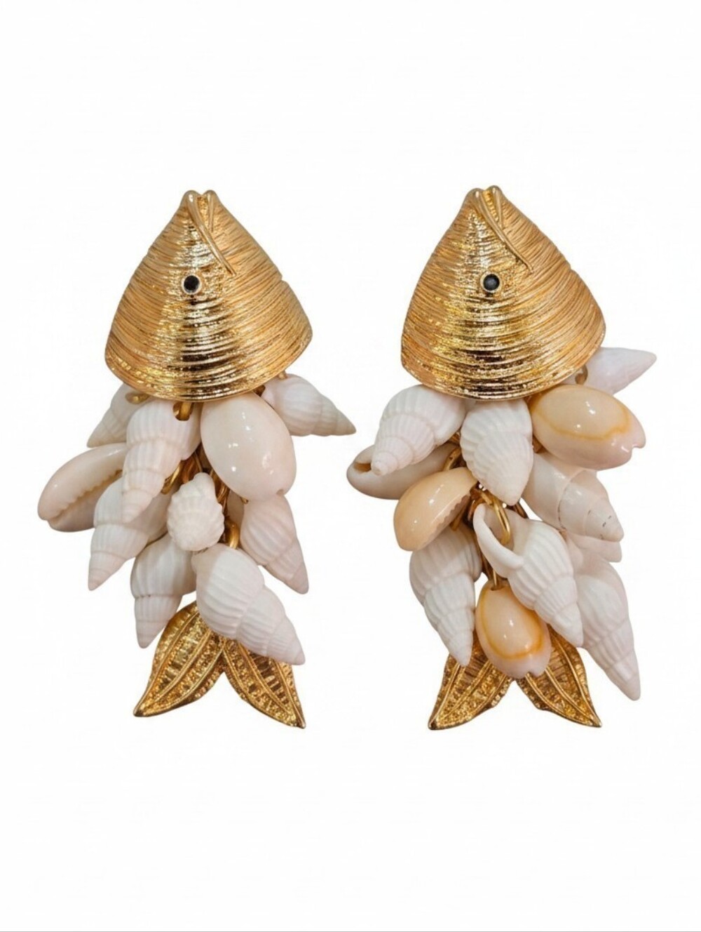 💛▪️piperk▪️ Gold Tone Natural Shell Drop Earrings